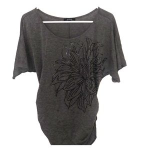 Grey top with ruched style on both sides